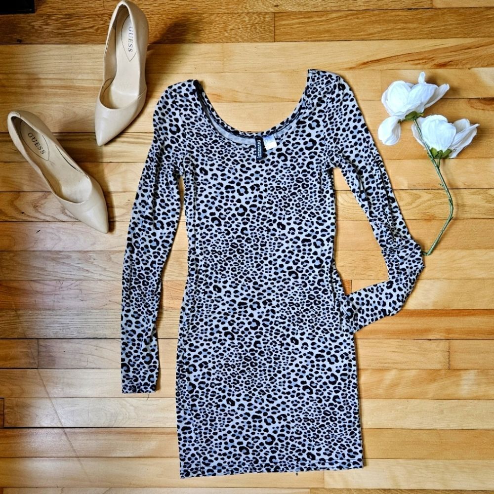 Divided Cheetah Print Tight Dress